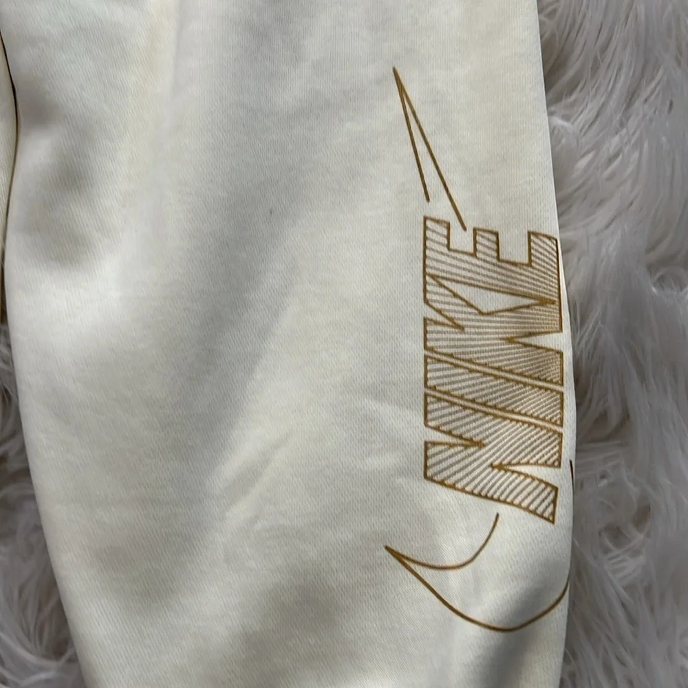 Trendy Nike Athletic Joggers